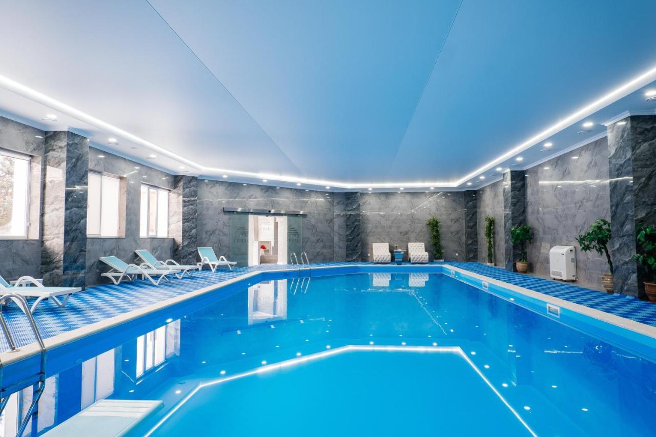 El-Tau Hotel Ekibastuz Eksteriør billede